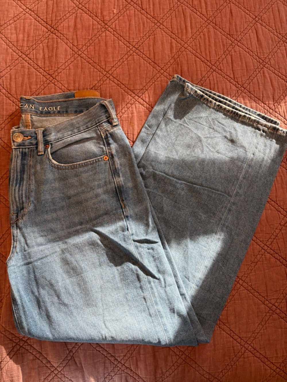 American Eagle Outfitters Women’s Medium Wash Skater Jeans
